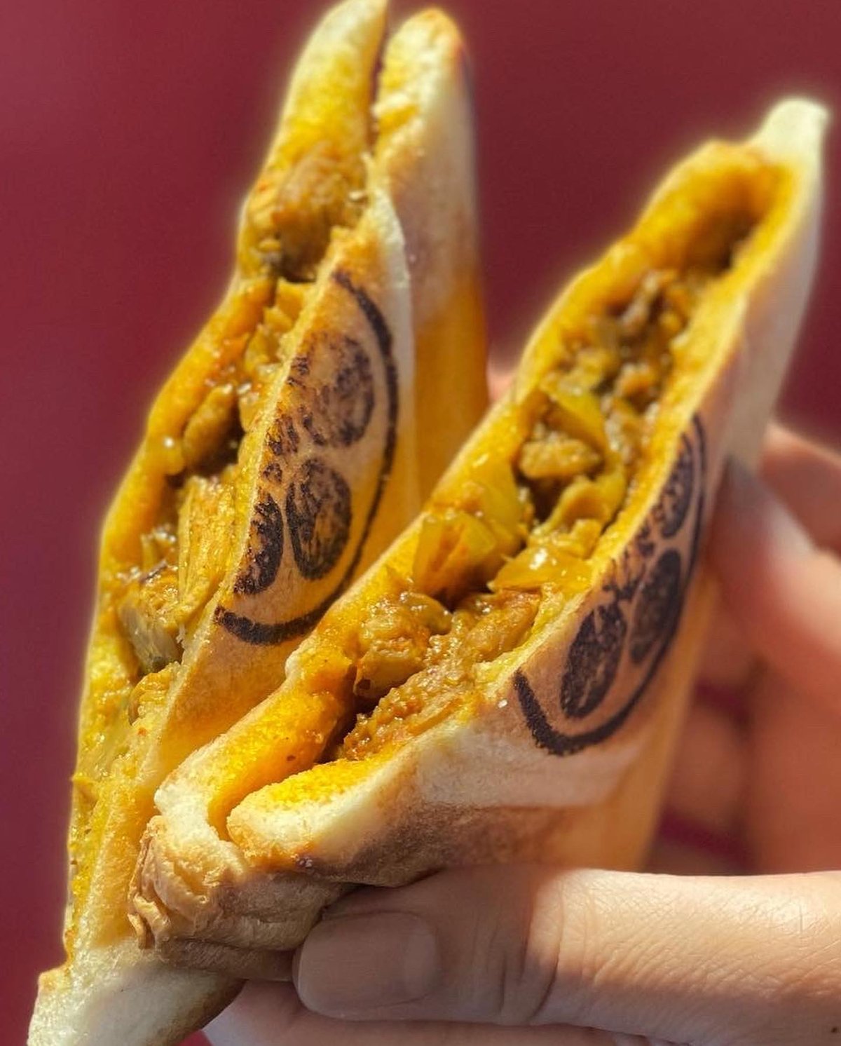 Curry Morgan（カリー・モーガン）かぐわす 秀抜 カレーのパン 5個