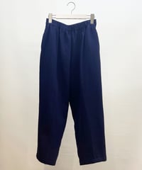 ナナイロトイロ　毎日の定番パンツ　コットンテーパード　NAVY