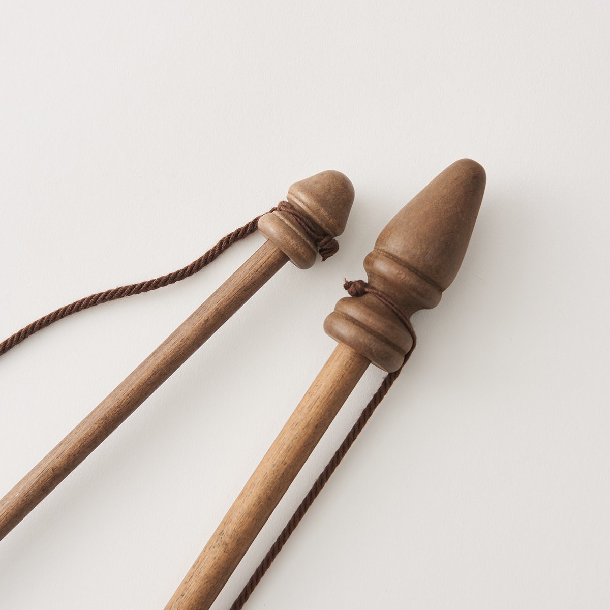 タペストリー棒（28㎝2本組） | 戸塚刺しゅうオンラインショップ