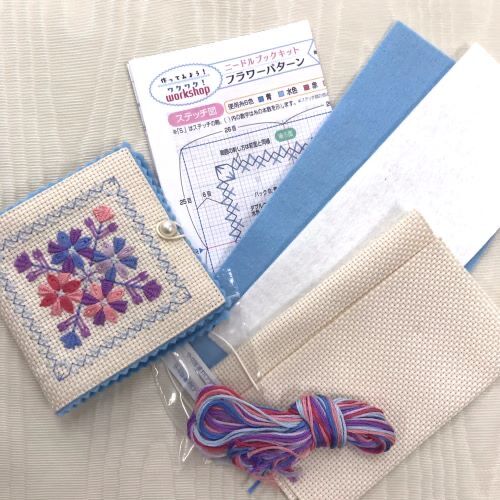 【レアスタンサル　バラのニードルブックキット】　刺繍 レアスタンサル バラのニードルブックキット】 刺繍