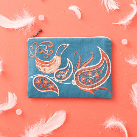 戸塚刺繍　花柄刺繍タペストリー 刺繍タペストリーに迎春の新作がたっぷり登場です。 – 株式会社