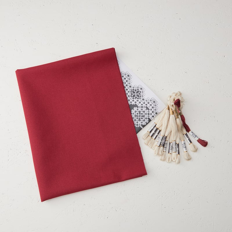 ルガナテーブル センターセット | 戸塚刺しゅうオンラインショップ