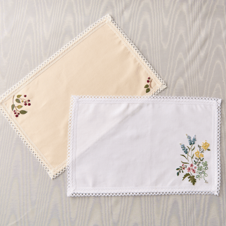 戸塚刺繍 テーブルセンター ハンドメイド
