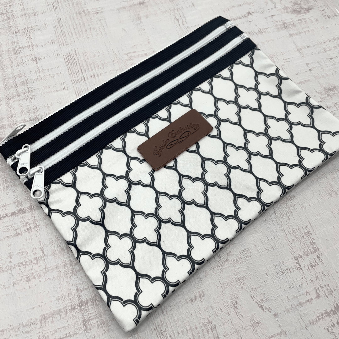 Premium Selectモ】ロッカン柄3段ファスナーポーチ（限定商品） | 戸塚