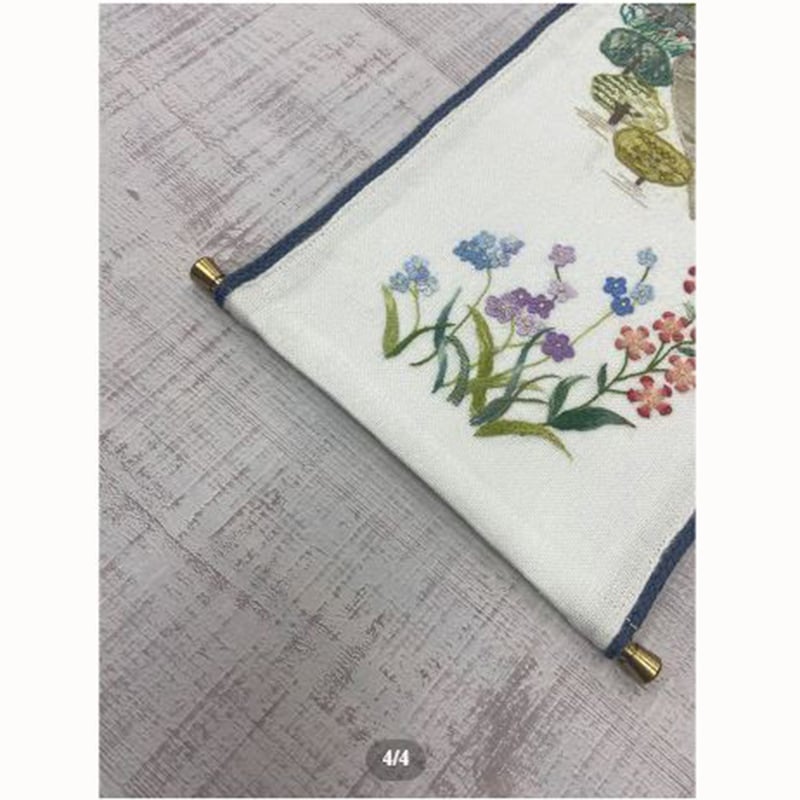 絹　刺繍　水色　幅60cm×4m 帯？タペストリー？テーブルクロス？ 絹 刺繍 水色 幅60cm×4m 帯？タペストリー？テーブルクロス？