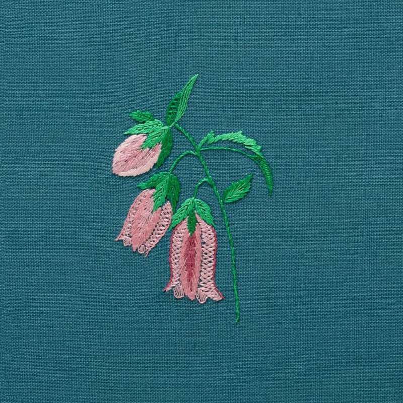 書籍＞一輪の花刺しゅう | 戸塚刺しゅうオンラインショップ