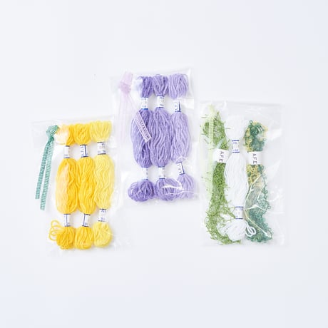 ミモザページになります＾＾ Amazon | ラボクリップ パスケース メローデイズ ミモザ A24