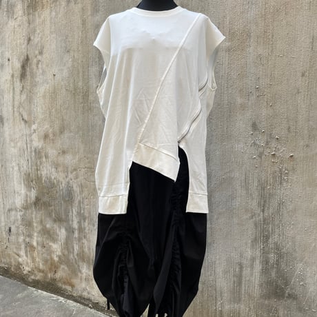 Zip-Slit Asymmetric French Sleeve Tops/F255
