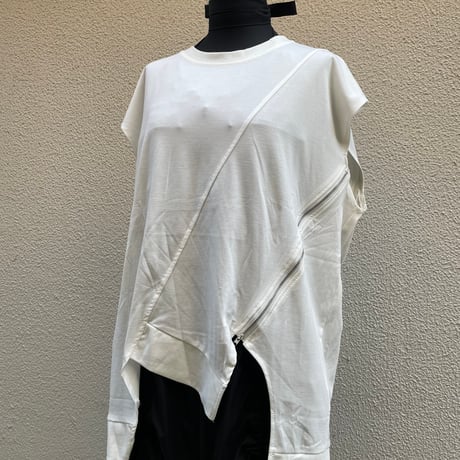 Zip-Slit Asymmetric French Sleeve Tops/F255