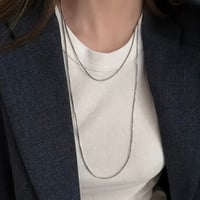 2連レイヤーシルバーチェーンロングネックレス