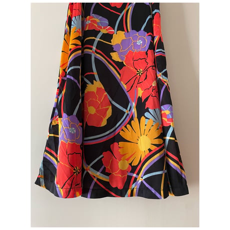 BIG Flower vintage long skirt /F104
