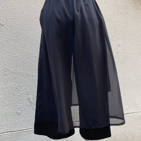 Asymmetric Sheer Layered Cropped Pants/F253
