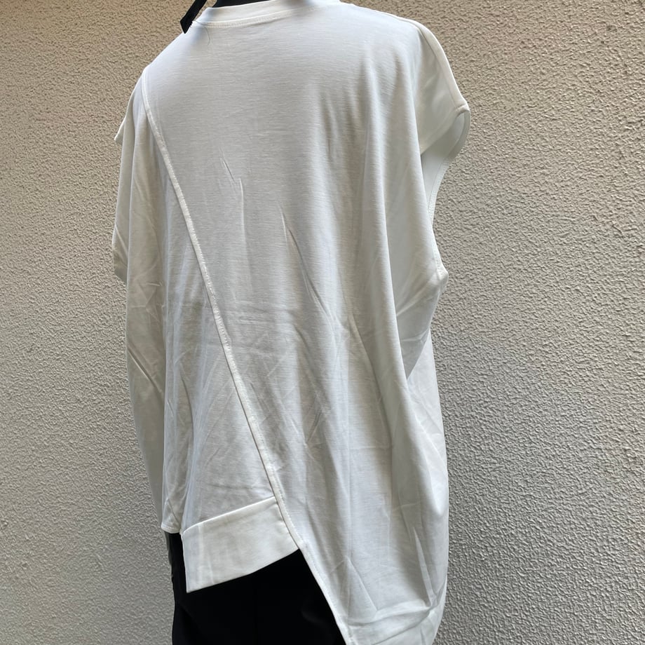 6850febcf3e1689381e078ad