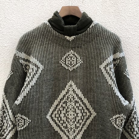 TRUSSARDI スタンドカラー幾何学　ニットワンピース  /F211