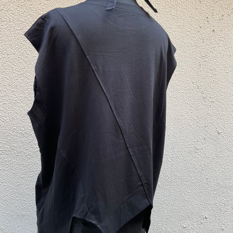 Zip-Slit Asymmetric French Sleeve Tops/F255