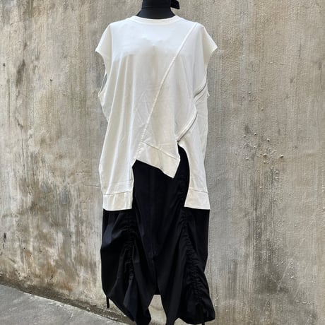 Zip-Slit Asymmetric French Sleeve Tops/F255