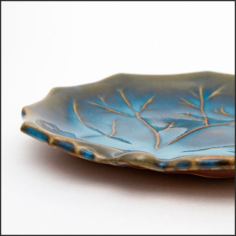 ♦プロが選ぶデザイン萬古焼大皿 ⬛南蛮一珍木の葉 ⬛４１cm特大長大皿 ２皿 色絵松山水文大皿 | 古九谷様式 | 収蔵品詳細 | 作品を知る | 東京富士