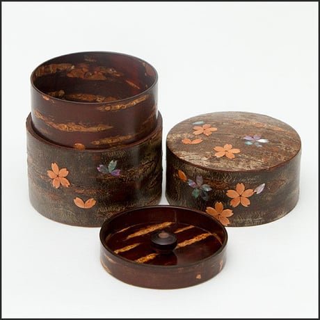桜皮細工　総皮茶筒　らでん貝付平桜　ちらし皮　（樺細工）