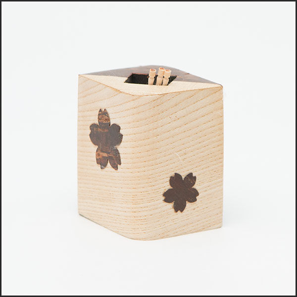 桜皮細工 ひし型楊枝立（樺細工）当店オリジナル商品 | 角館桜皮