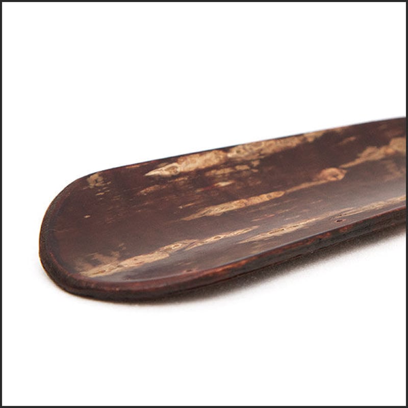 桜皮細工 キーホルダーくつべら（樺細工） | 角館桜皮細工センター