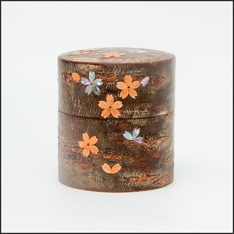 【新品】　◆ 桜皮細工 ◆　御茶筒揃え　　茶筒　茶ベラ　角館伝統工芸品 Amazon｜樺細工 桜皮 総皮茶筒 大 容量150g 茶さじ 茶み 螺鈿