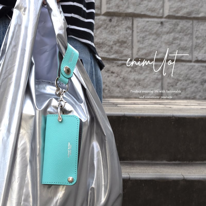 NEW】新サイズ 13カラー 車のキーも入るレザースマートキーケース