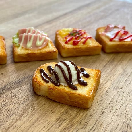 山型トーストストラップ：チョコアイス