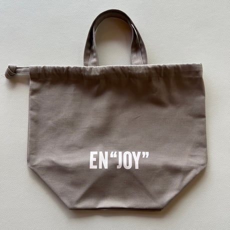 【MARUGRA×DRESSSEN】 SMALL DAY BAG “YES/ENJOY” (SMOKY BEIGE COLOR)
