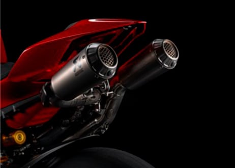 AKRAPOVIC チタン製フルエキゾースト DUCATI PANIGALE V4 / S / R 2025-2026　DUCATI PERFORMANCE