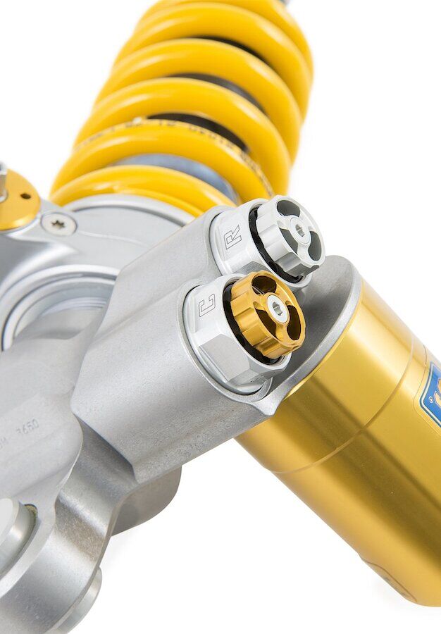 ディーラー在庫有 OHLINS YZF-R1/M リアサスペンションTTX GP ディーラー在庫有 OHLINS YZF-R1/M リアサスペンションTTX GP