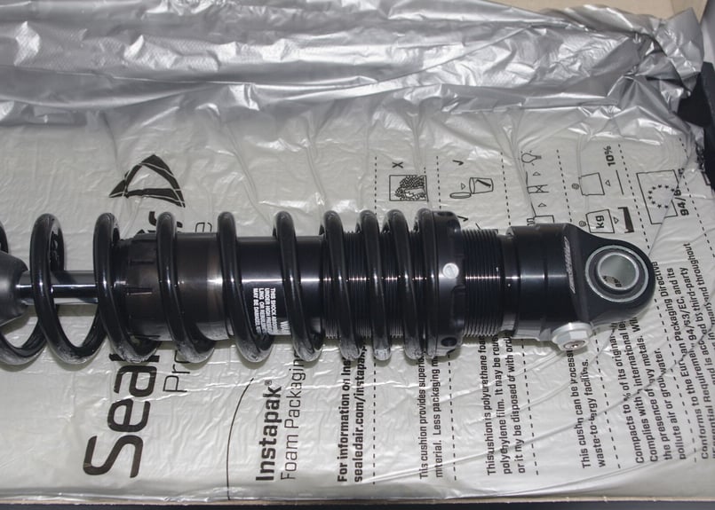 在庫有り OHLINS BLACKLINE KA963 KAWASAKI 旧Z系 Z1R /