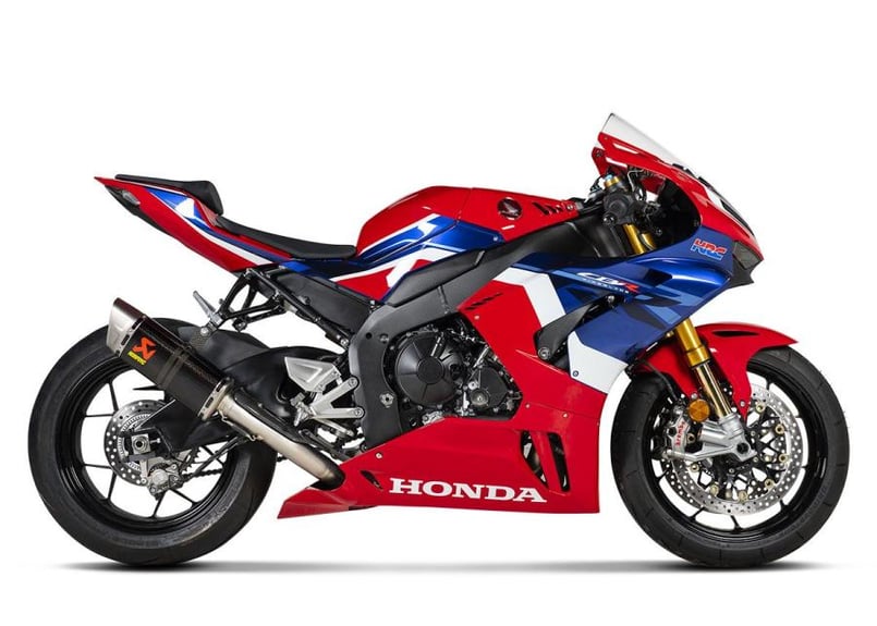 ディーラー在庫有り AKRAPOVIC スリップオンマフラー レーシング 