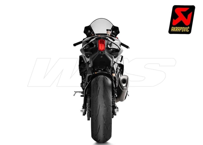 ディーラー在庫有り AKRAPOVIC フルエキゾーストマフラー EVOLUTION