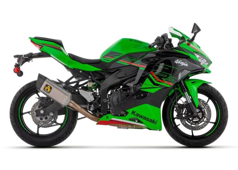 4寸、7寸 カワサキから、待望の250ccクラス四気筒モデル「Ninja ZX-25R