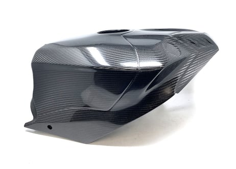 ディーラー在庫有り　EXTREME COMPONENTS CARBON TANK COVER YAMAHA R1 / M 2015-2025