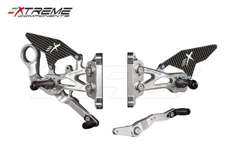 EXTREME COMPONENTS CARBON SILVER GP EVO バックステップ BMW S1000RR / M1000RR 19-25