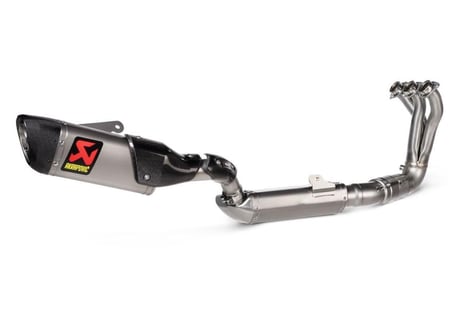 ディーラー在庫有り　AKRAPOVIC レーシングライン フルエキゾーストマフラー Yamaha MT09/SP FZ09 2021-2023