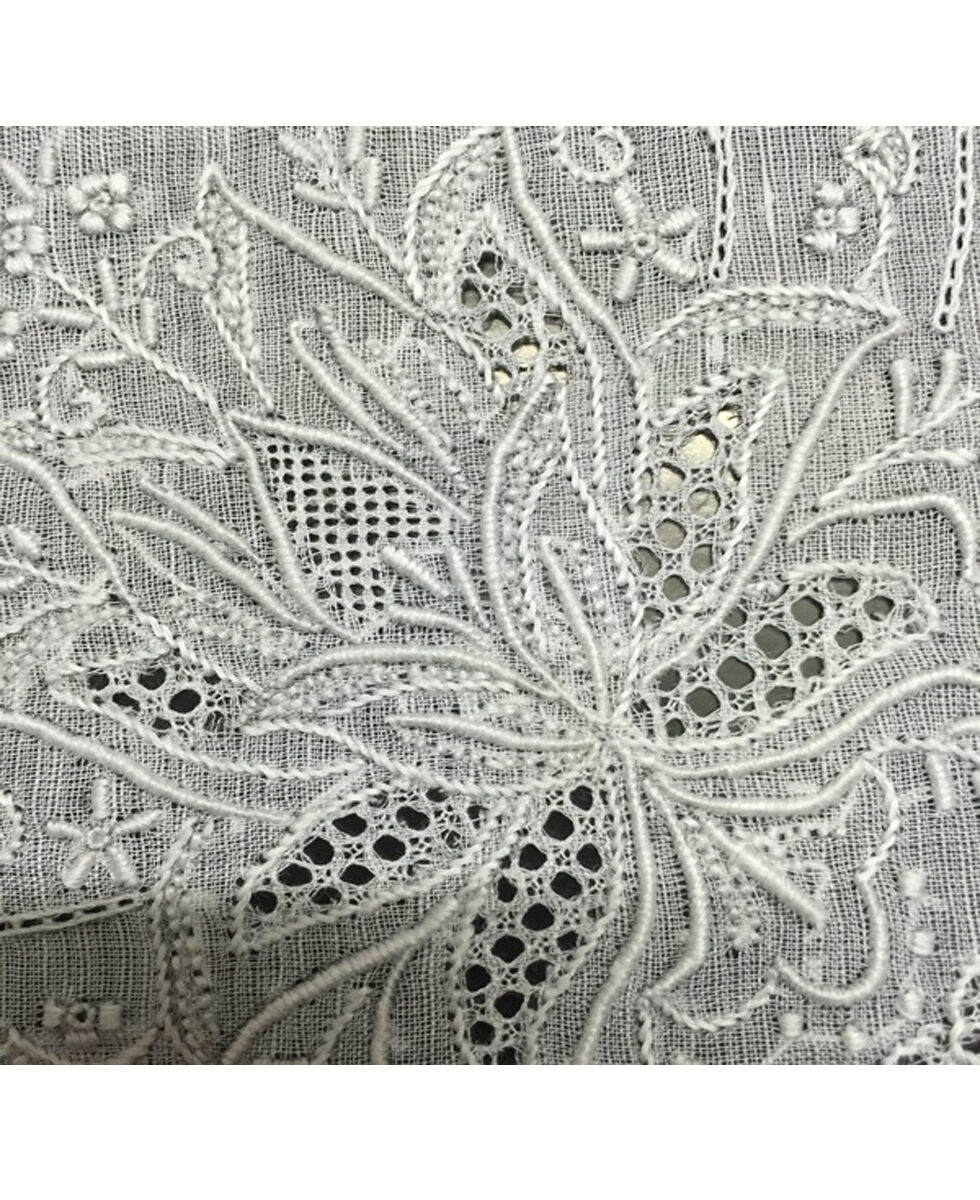 スワトウ刺繍・ ハンカチーフ （ラグジュアリー） | Le Attri
