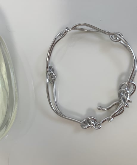 knot bangle