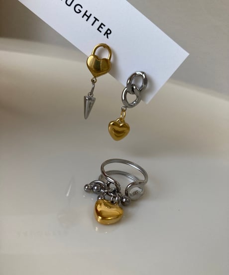 asymmetry bi-color pierce