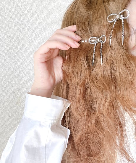 metal ribbon hairpin