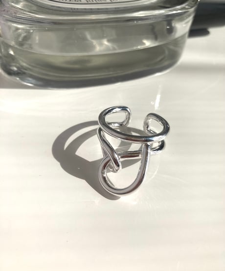 knot ring
