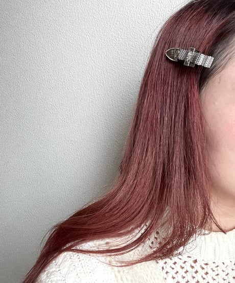 metal ribbon clip