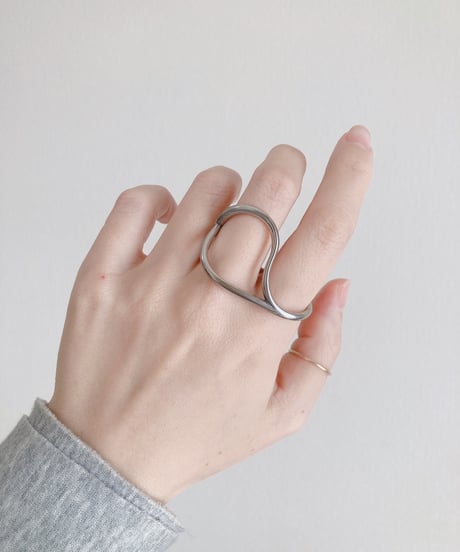 line wave finger ring