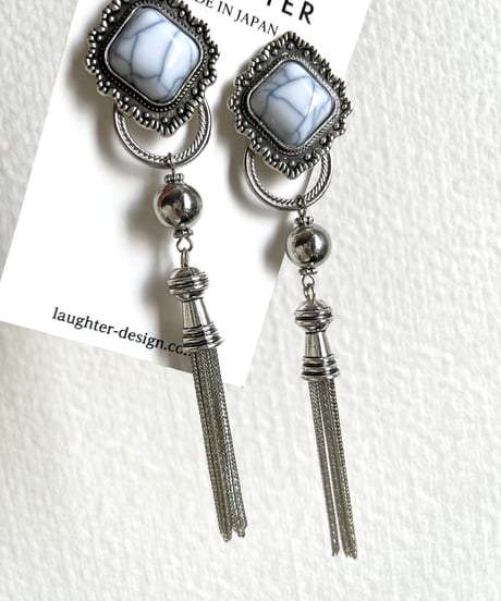 diamond shape tassel