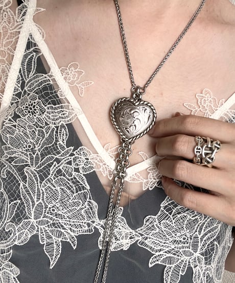 【12】Heart Tie Necklace