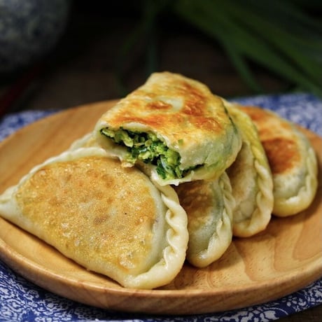 販売終了【李家のニラ玉箱】ジャンボ焼き餃子！皮から手作りの素材にこだわった中国本場の味！