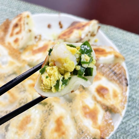 李家のニラ玉餃子【冷凍生餃子】