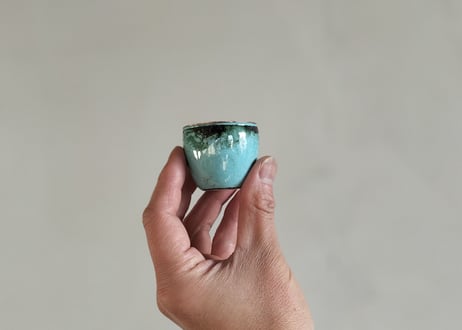 猪口（七宝焼）　Kenichi Knodo