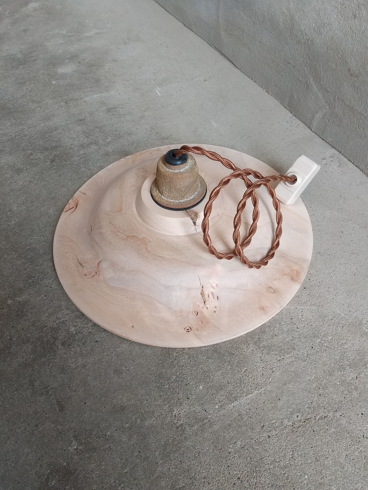 クスノキのランプシェード 齋藤勝弘(record) | onri